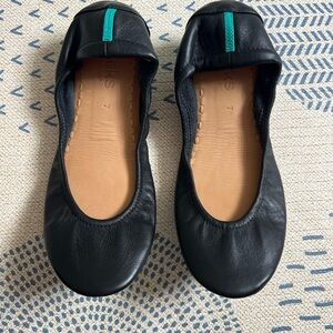 Matte Black Tieks flats size 7